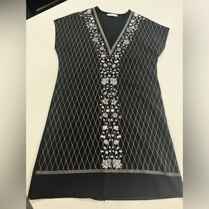 Black light weight dress